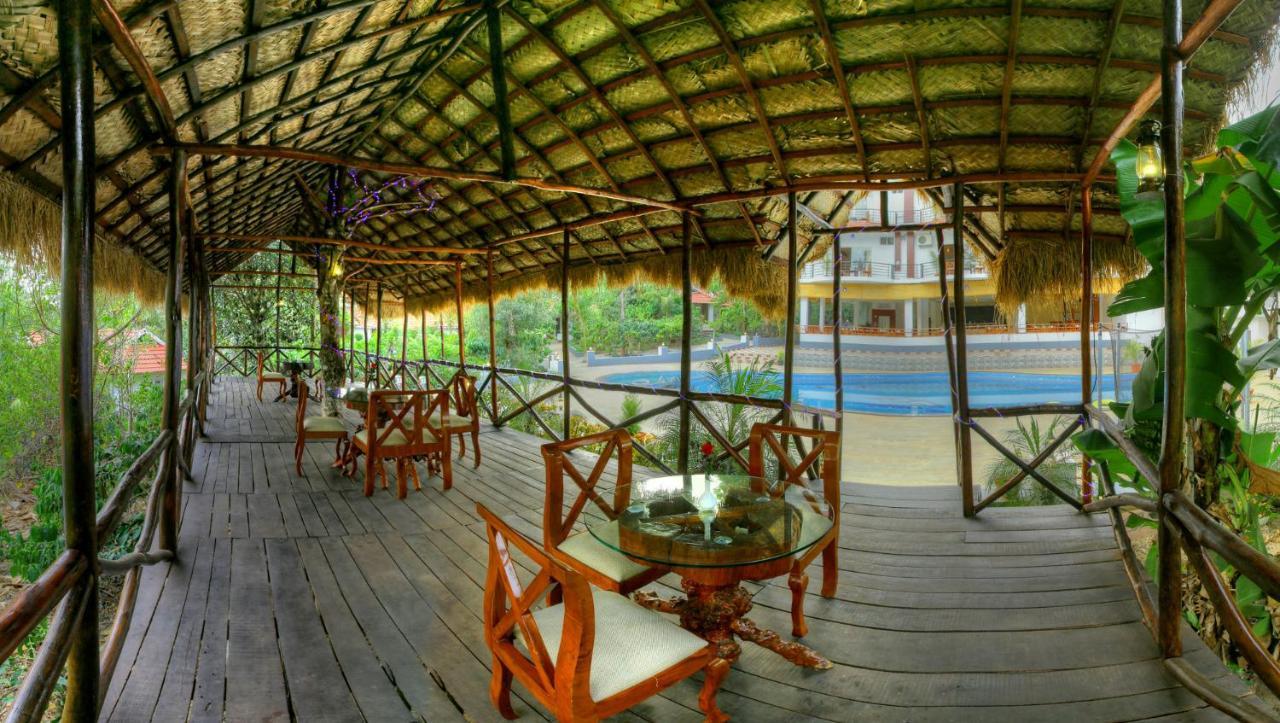Gokulam Grand Resort & Spa, Coorg Kushālnagar Eksteriør bilde